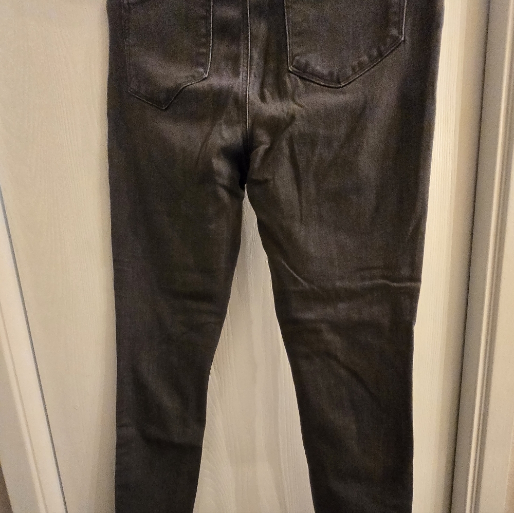 Classic GrayWomen's Jeans